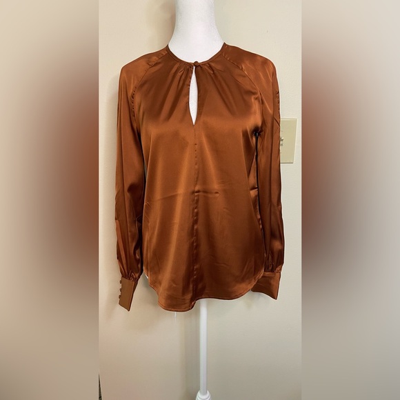 Banana Republic Keyhole Button Closure Long Raglan Sleeves Blouse Top Sz XXS.NWT - Picture 4 of 17